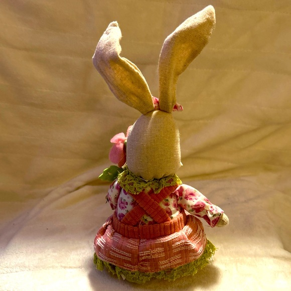 Pier 1 Easter Bunny Rabbit Shelf Sitter Dangle Button Legs Farmhouse Decor - Picture 11 of 11